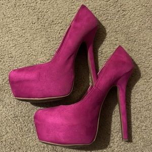 JUSTFAB FUCHSIA HEELS